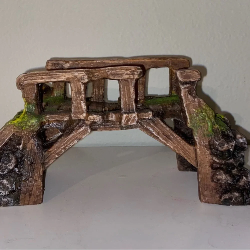 Reptile/ Fish tank decor